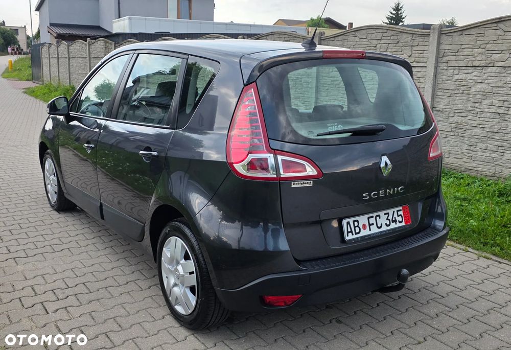 Renault Scenic 1.6 16V 110 LIMITED - 11