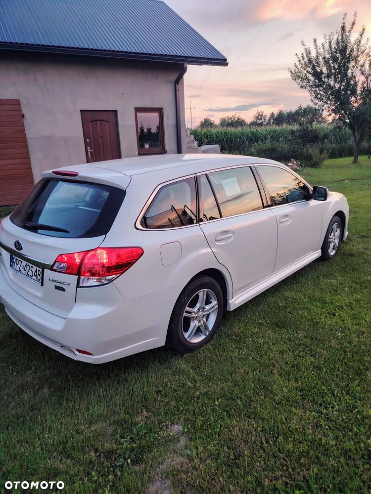Subaru Legacy 2.0D Sport - 2