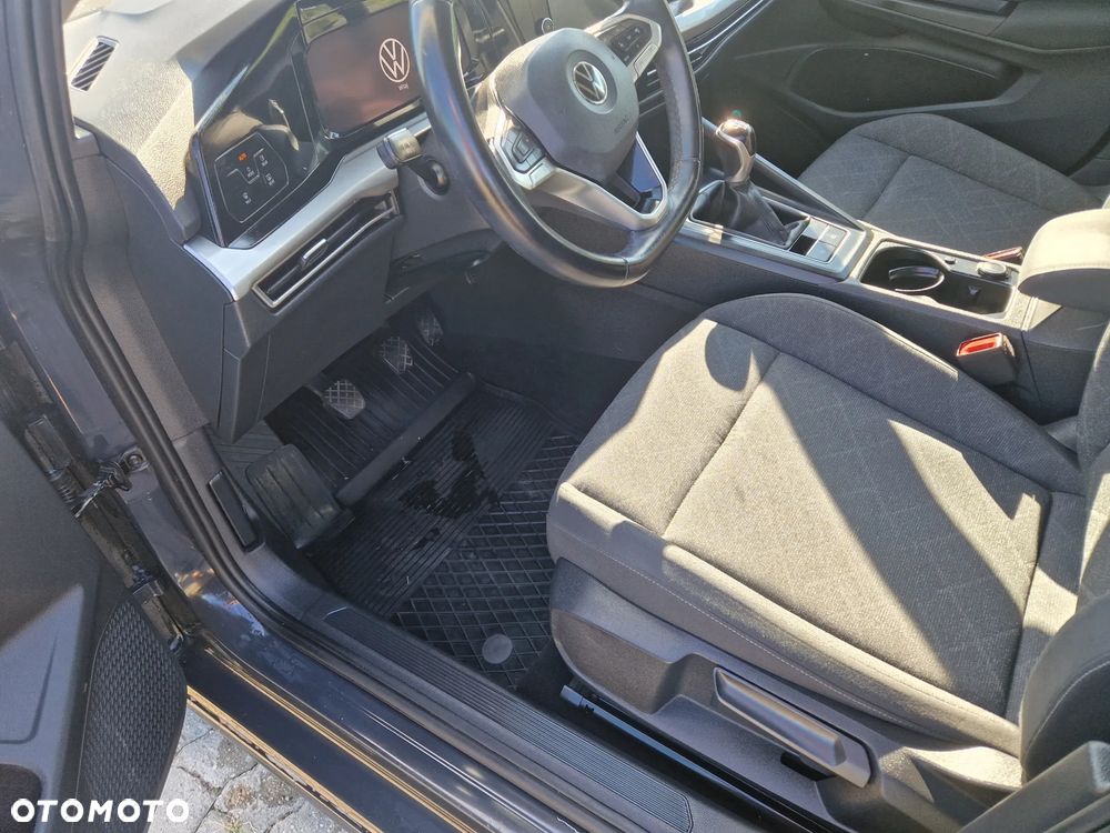 Volkswagen Golf - 13