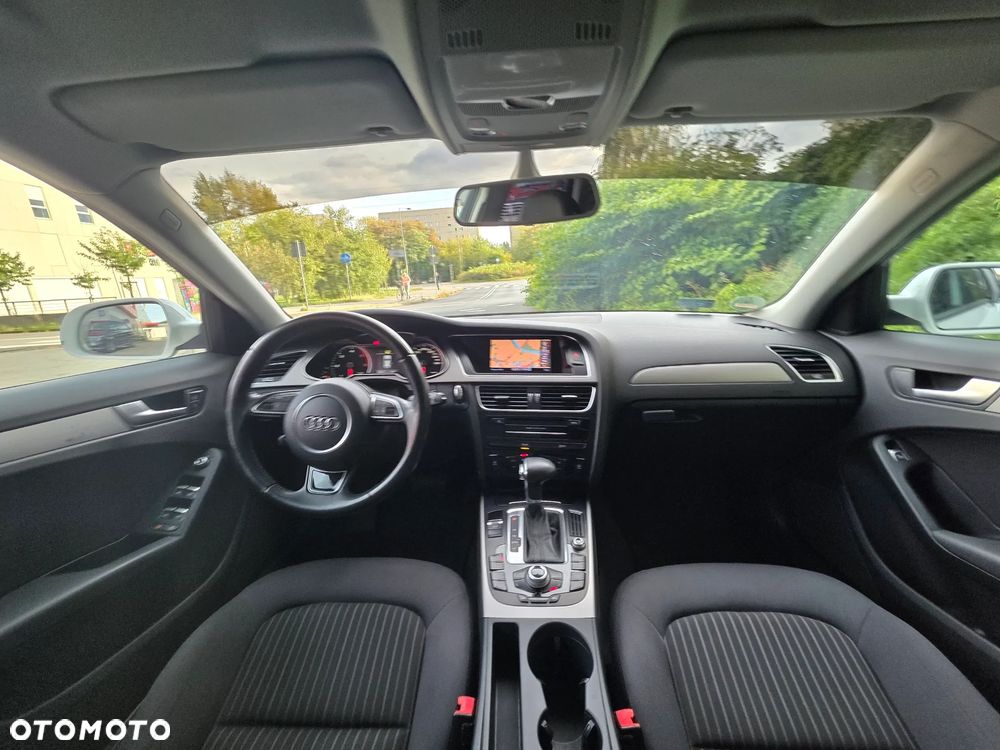 Audi A4 Avant 2.0 TDI DPF multitronic Ambiente - 13