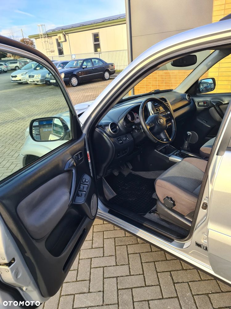 Toyota RAV4 - 20