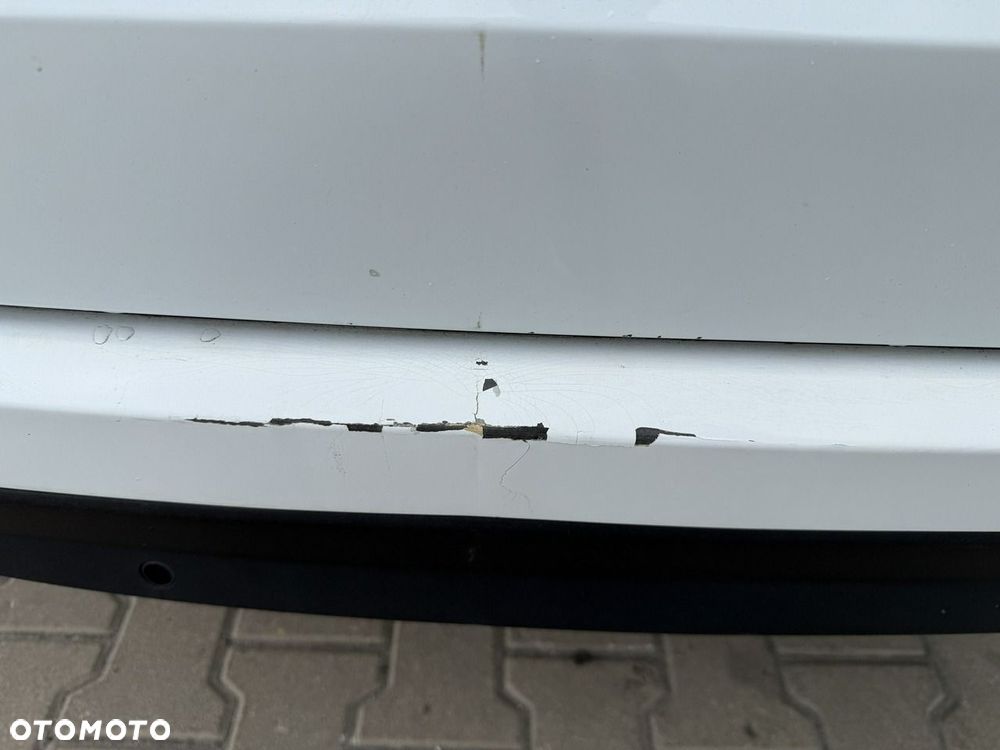 Ford S-Max - 13