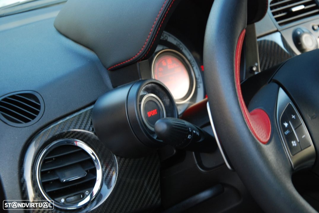 Abarth 695 1.4 T-Jet Tributo Ferrari MTA - 38