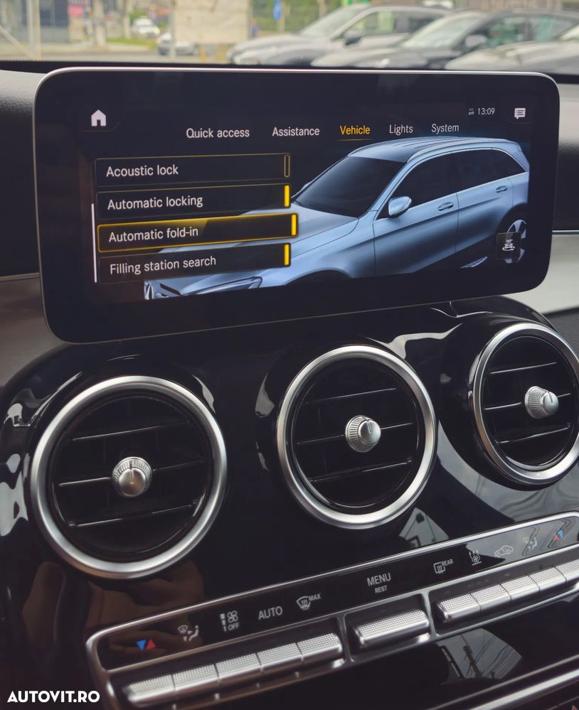 Mercedes-Benz GLC 300 e 4MATIC - 22