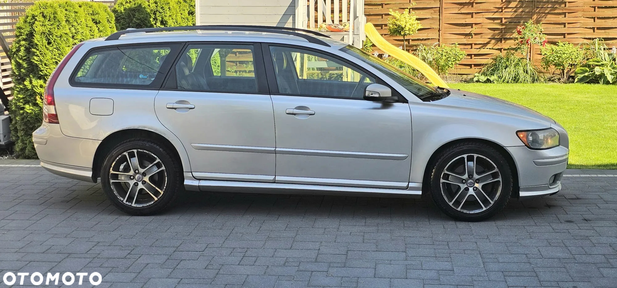 Volvo V50 2.0D R-Design Momentum - 14