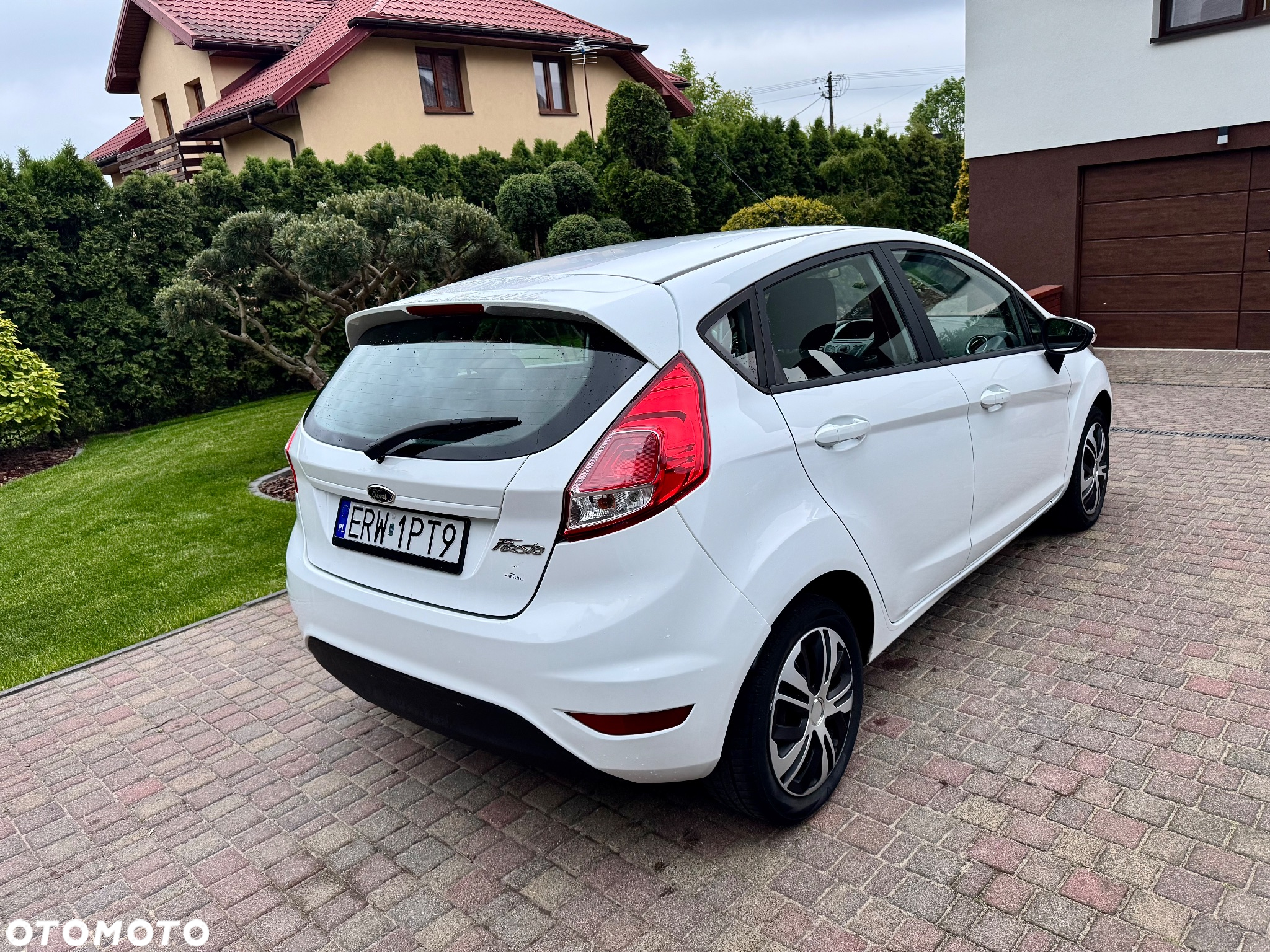 Ford Fiesta - 9