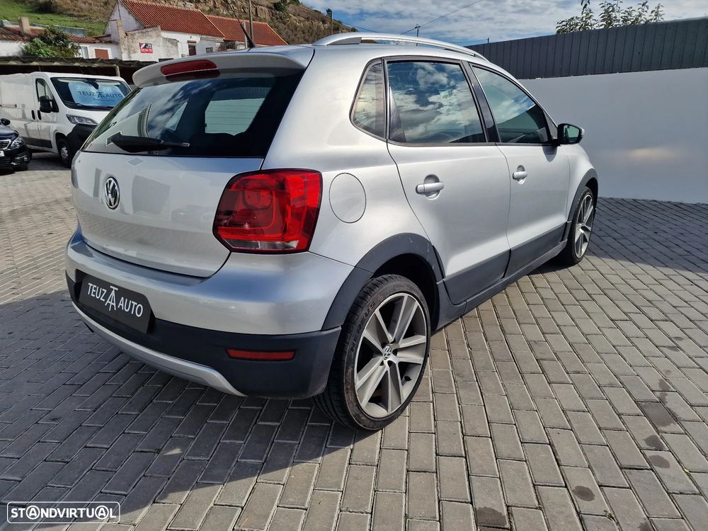 VW Polo 1.6 TDI Confortline BlueMotion - 10