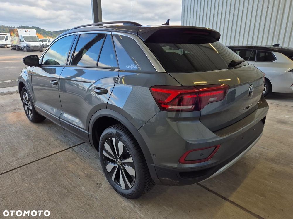 Volkswagen T-Roc - 3