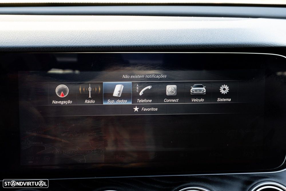 Mercedes-Benz E 220 d Avantgarde - 22