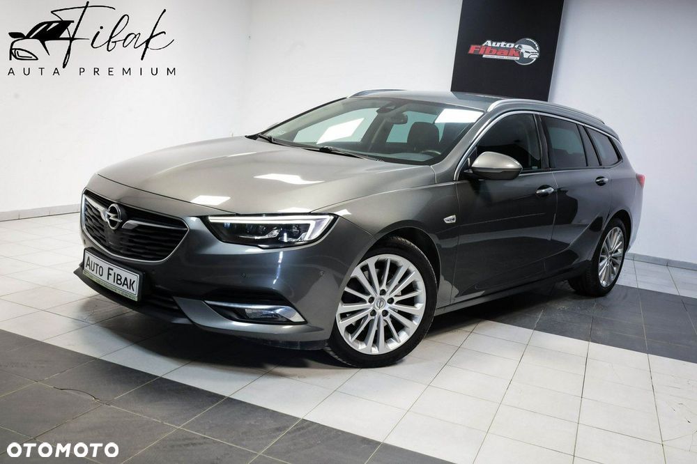 Opel Insignia - 1