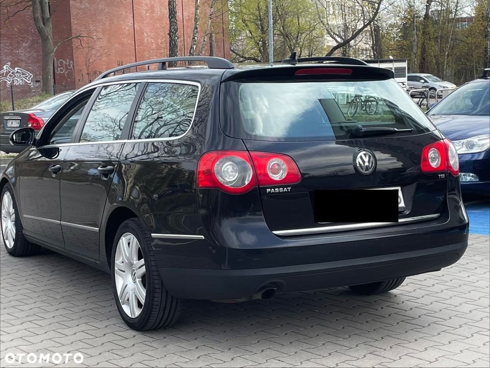 Volkswagen Passat - 8