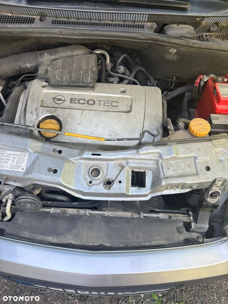 Opel Meriva - 12