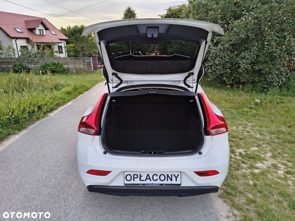 Volvo V40 D2 Summum - 14