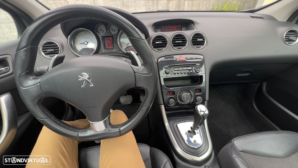 Peugeot 308 SW 1.6 HDi Sport CMP6 - 12