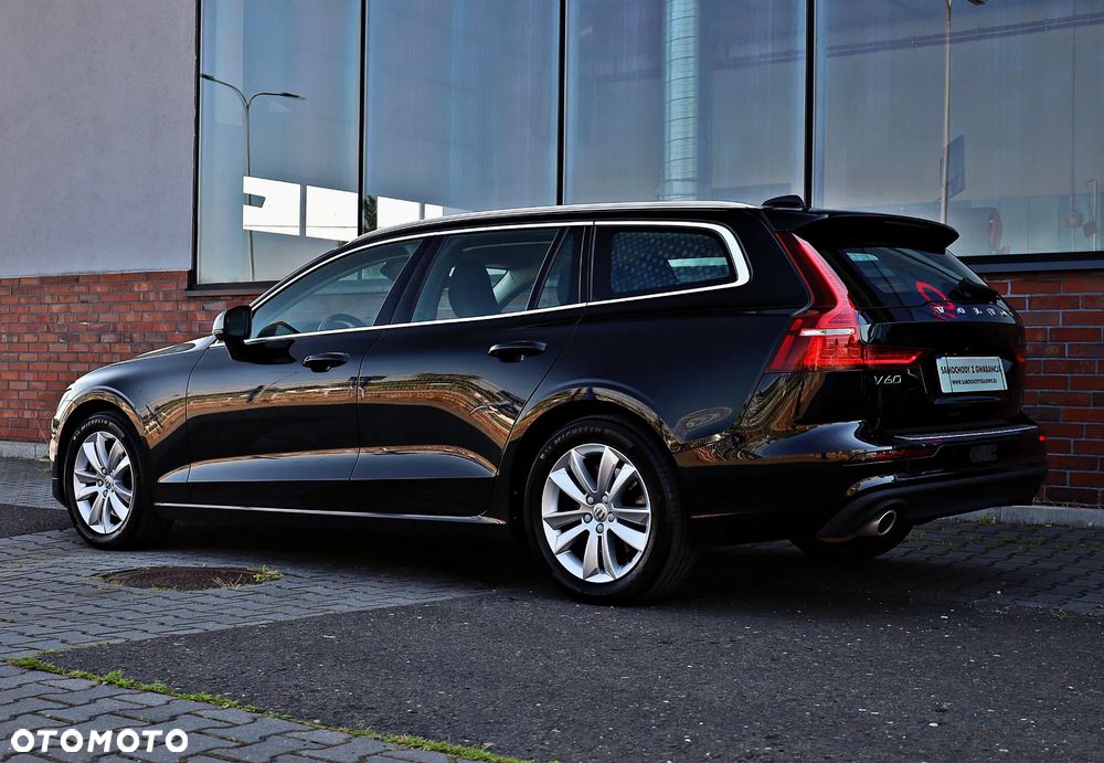 Volvo V60 B4 D Momentum - 7