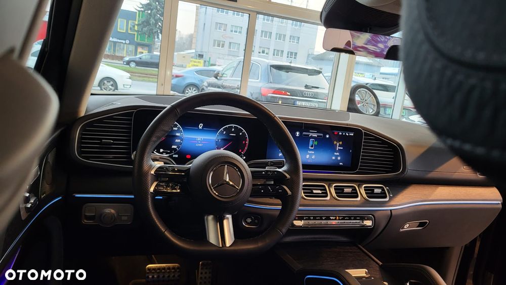 Mercedes-Benz GLS - 9