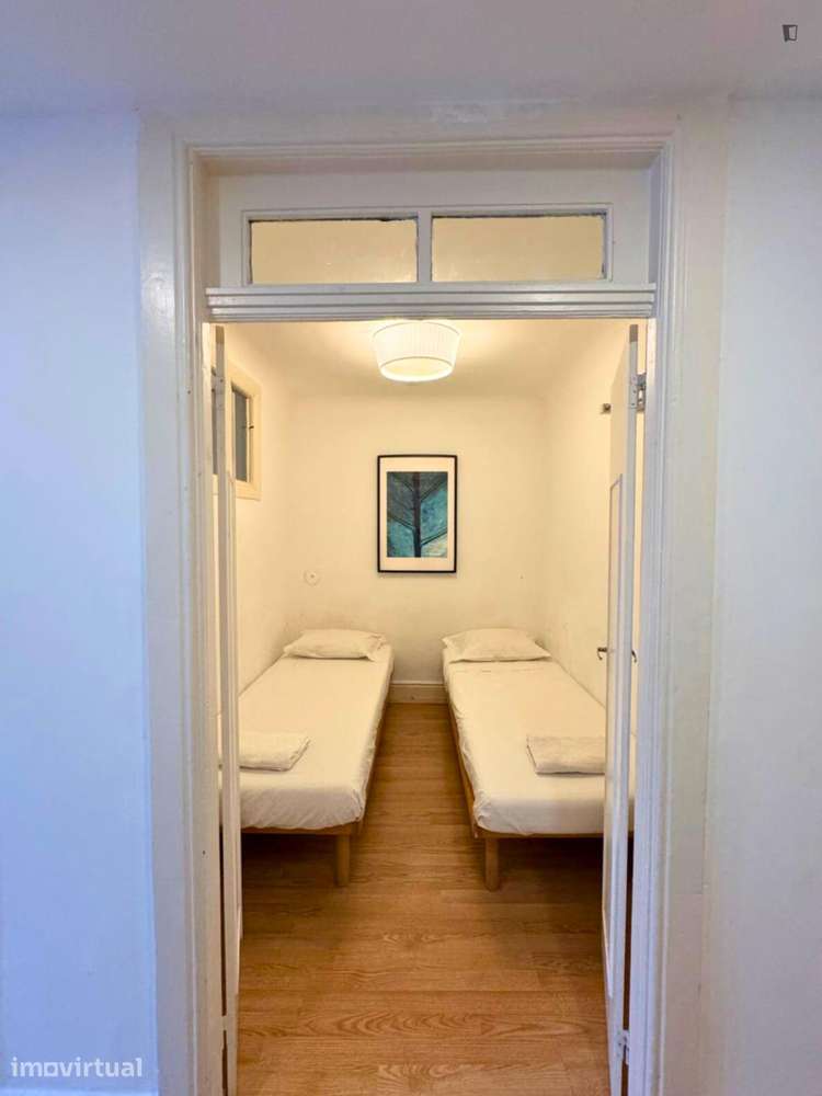 Apartamento com 3 quartos - localizado em Lordelo do Ouro Porto - Grande imagem: 3/18