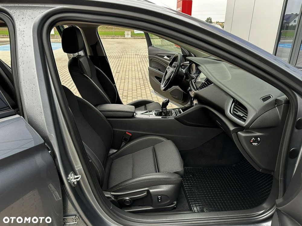 Opel Insignia 2.0 CDTI Cosmo S&S - 17