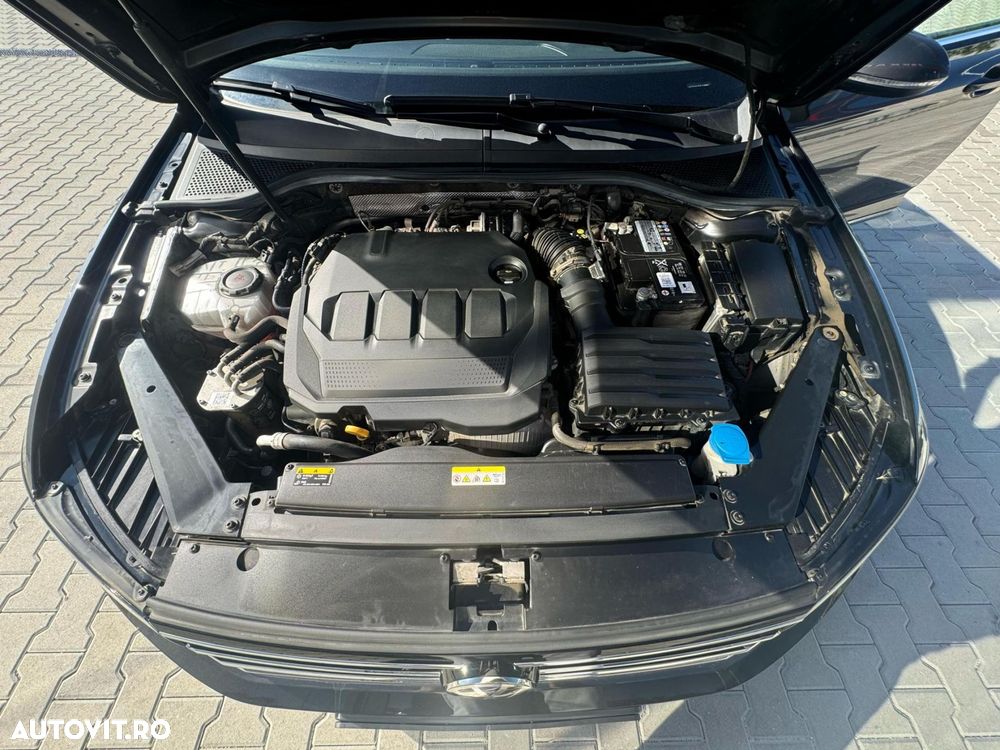 Volkswagen Passat 2.0 TDI DSG Highline - 38