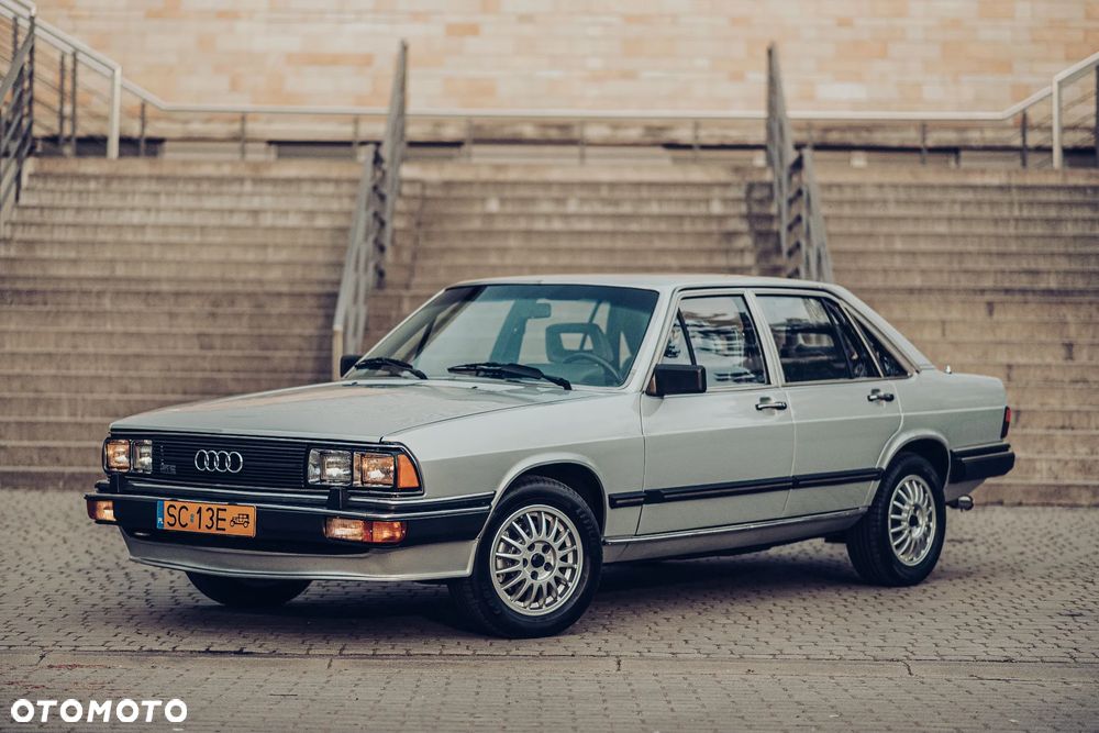 Audi 200 - 7