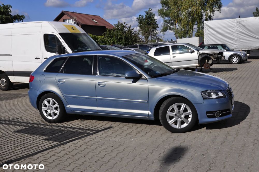 Audi A3 ver-2-0-tdi-dpf-attraction - 13