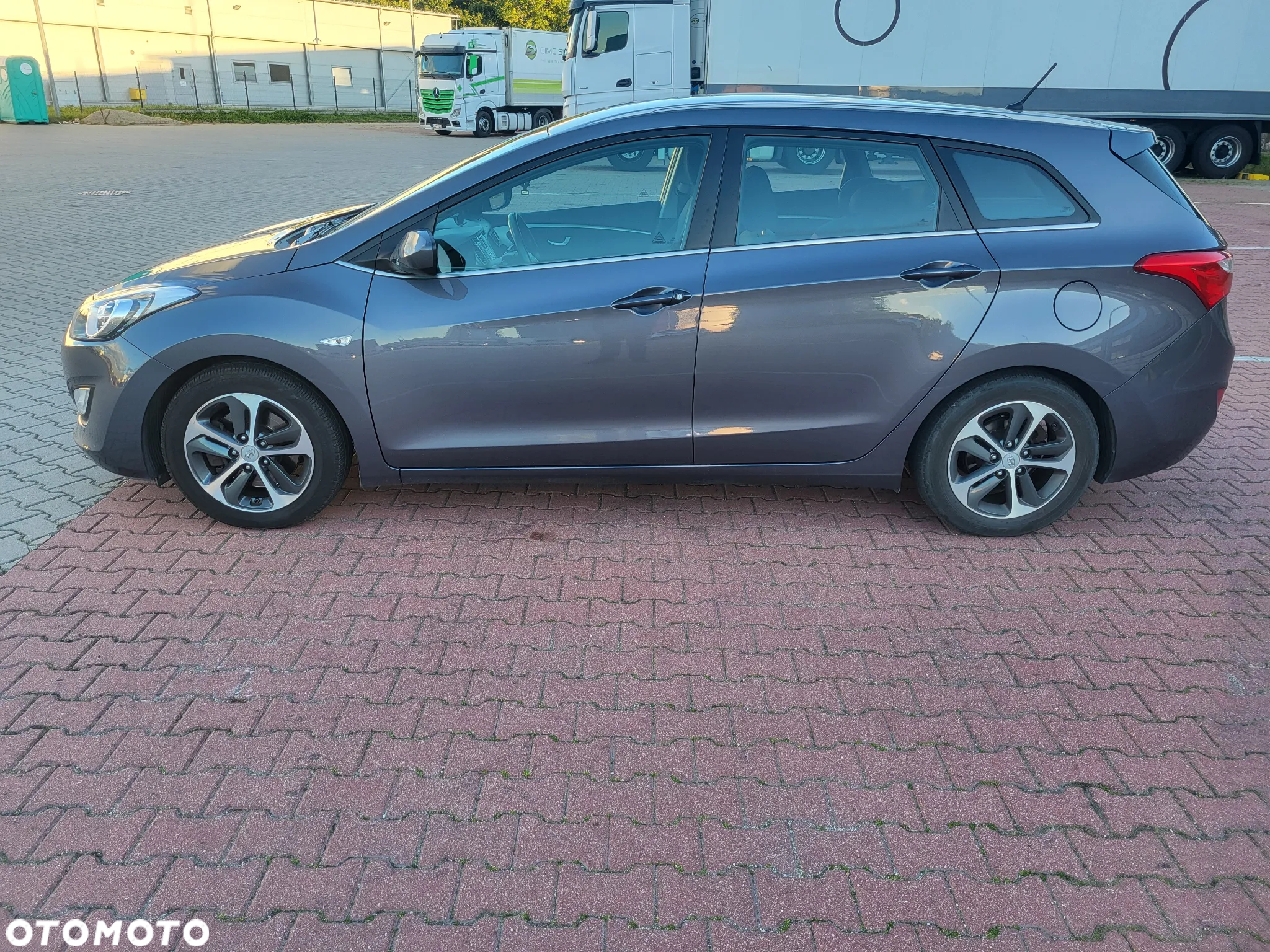 Hyundai i30 1.6 GDI Classic + - 6