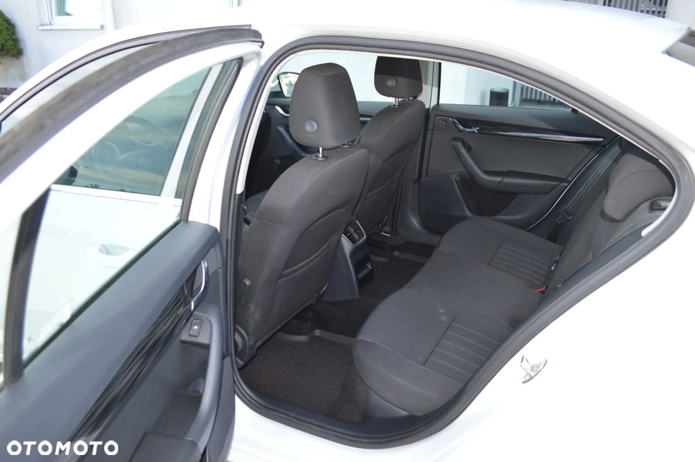 Skoda Octavia 1.5 TSI GPF ACT Ambition - 11