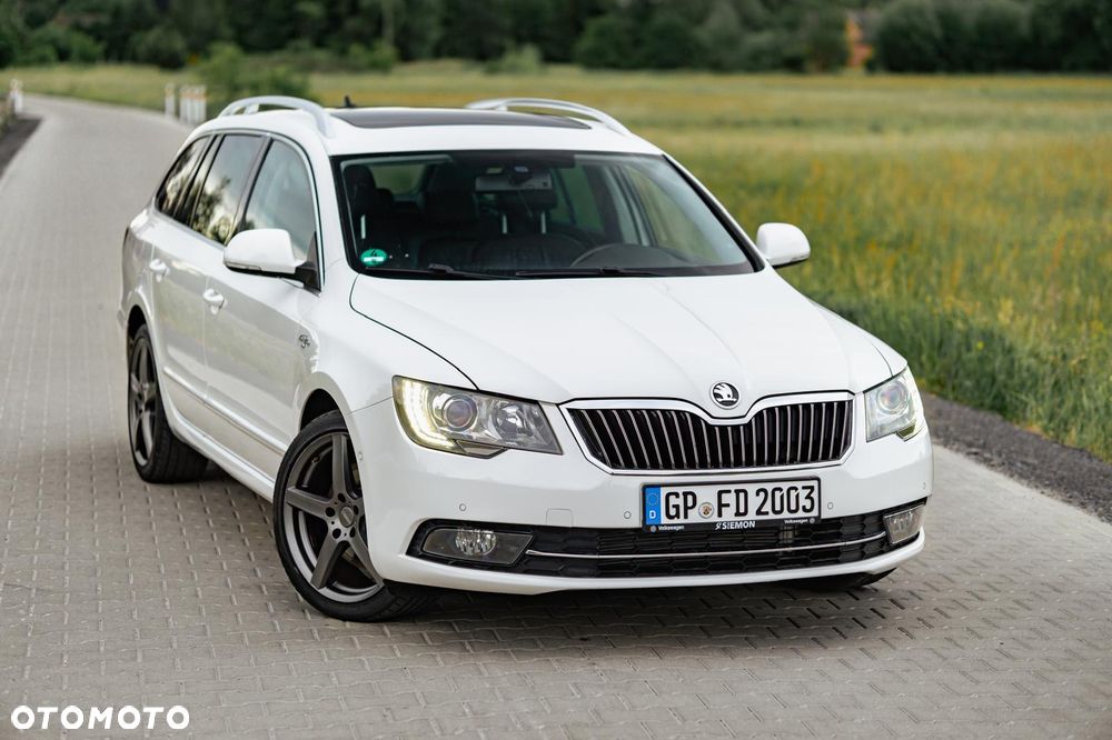 Skoda Superb 2.0 TDI L&K DSG - 3