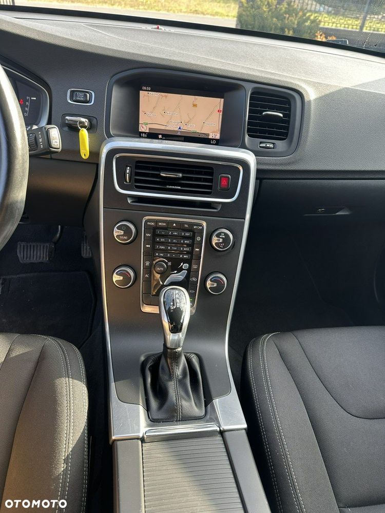 Volvo V60 D2 Drive-E Base - 21