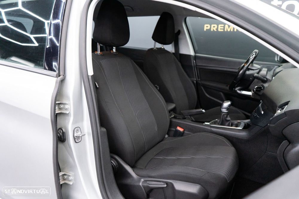 Peugeot 308 SW 1.6 BlueHDi Allure - 42