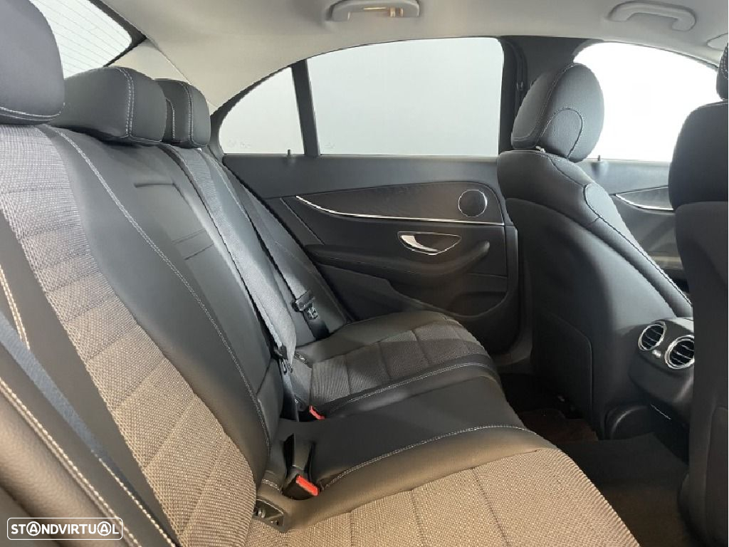 Mercedes-Benz E 220 d Avantgarde - 20