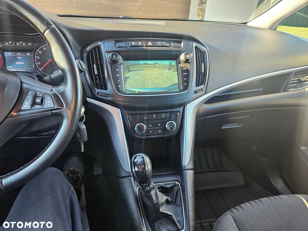 Opel Zafira 1.4 Turbo Edition - 24