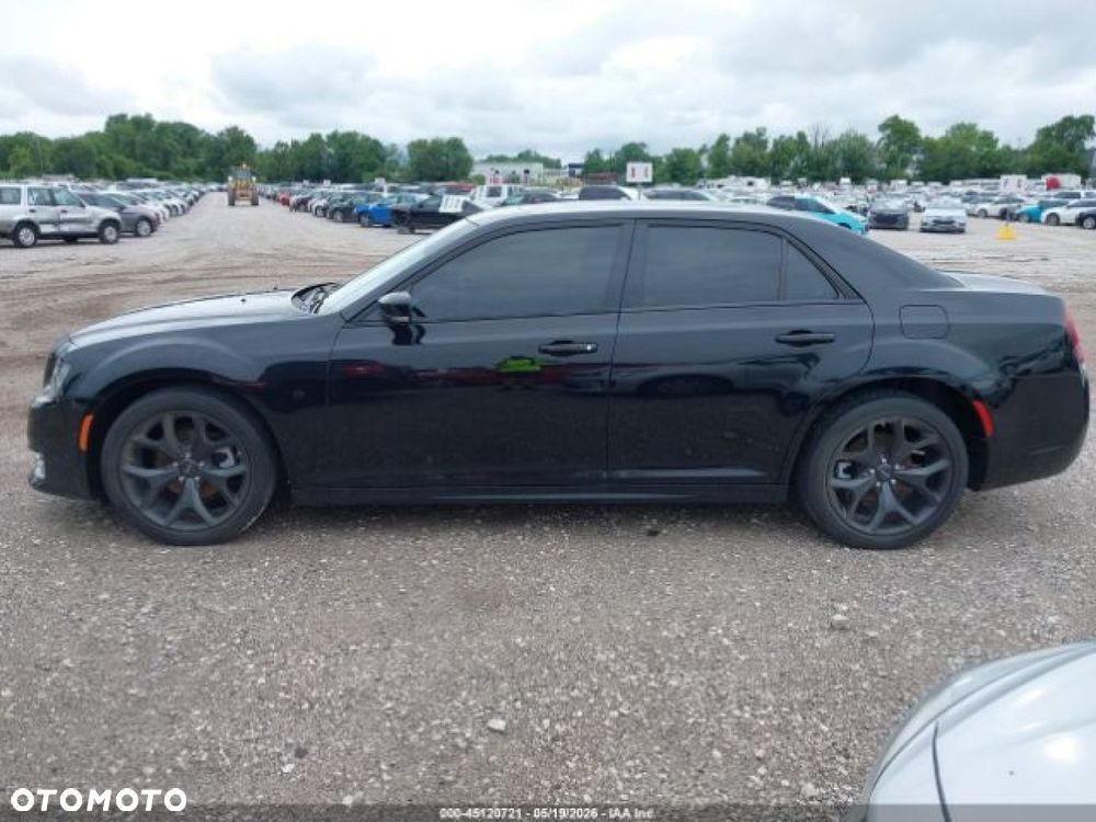 Chrysler 300 - 6