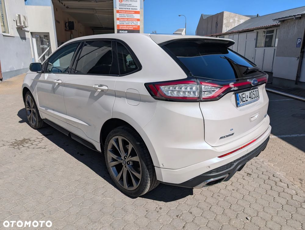 Ford Edge - 5