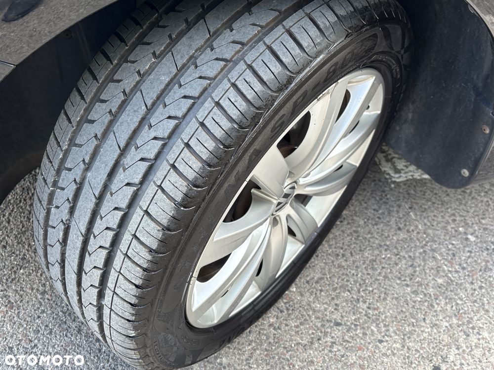 Volkswagen Sharan 2.0 TDI DSG Blue Motion Highline - 4