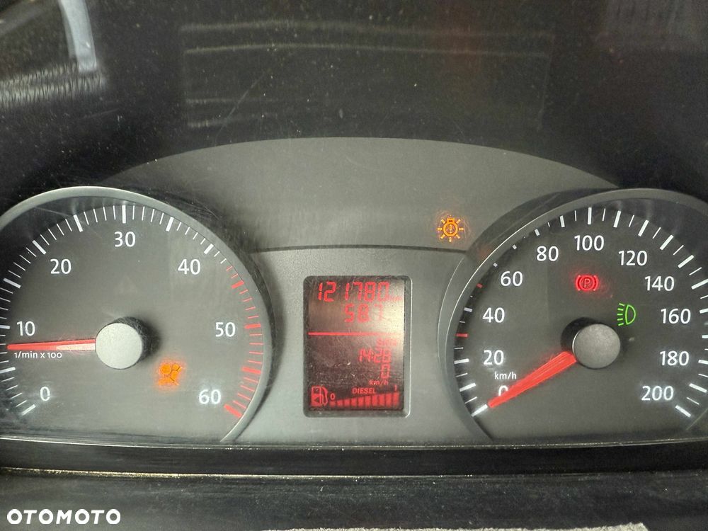 Volkswagen Crafter - 13