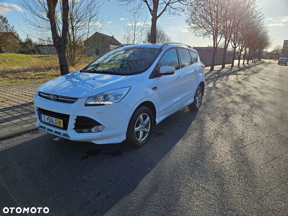 Ford Kuga - 11