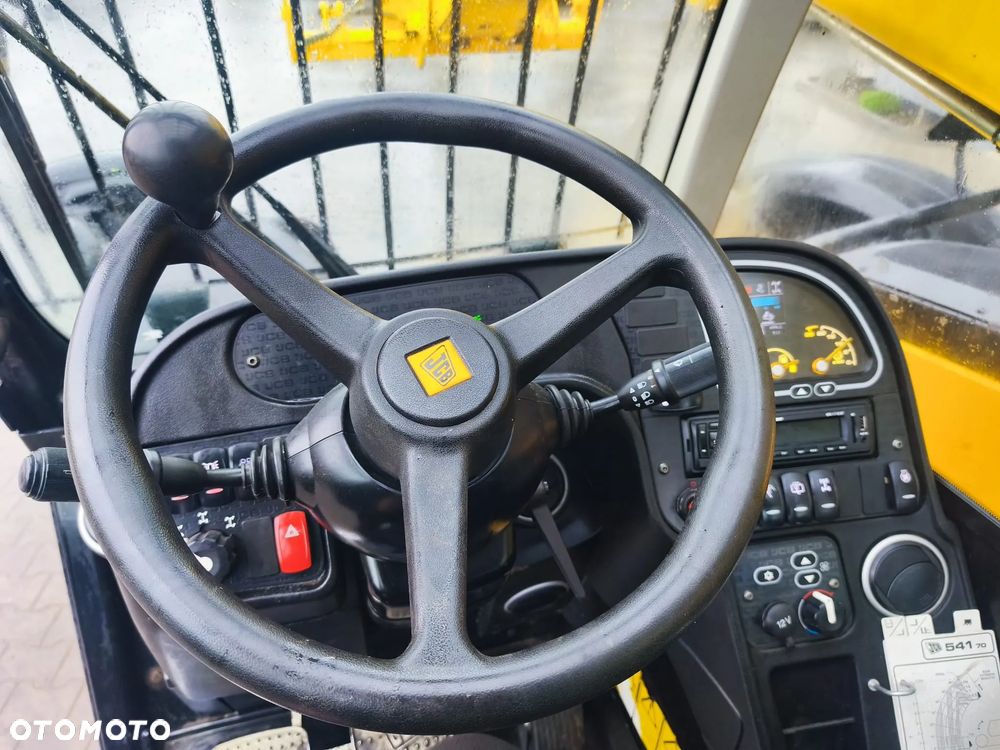 JCB 541-70 - 11