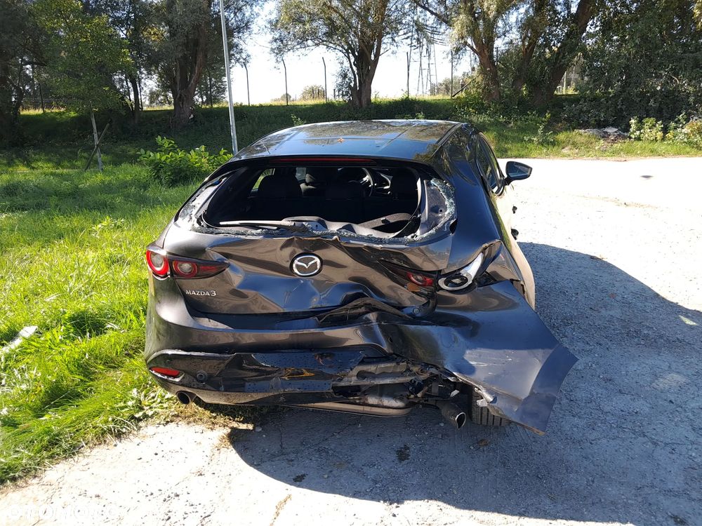 Mazda 3 - 18