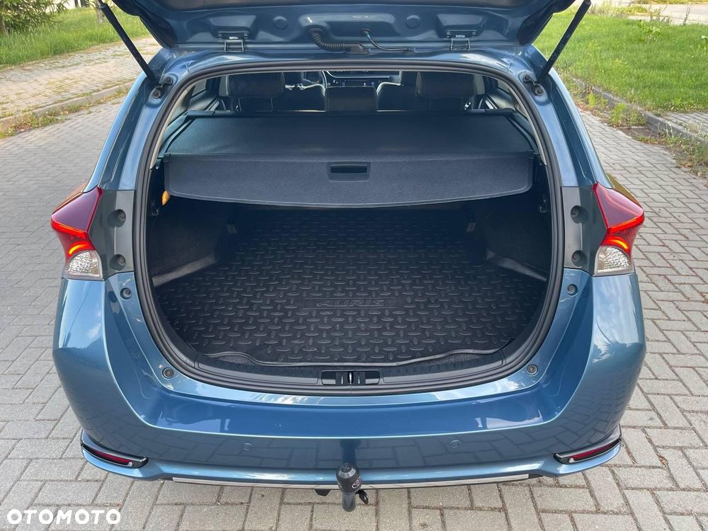Toyota Auris Hybrid 135 Premium - 21