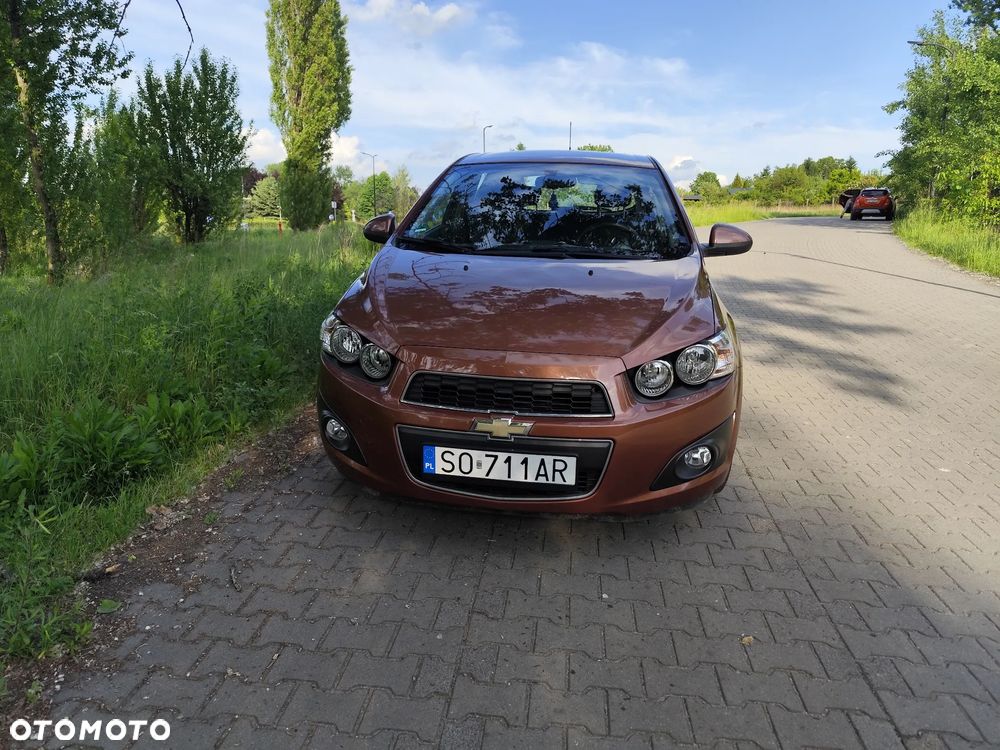 Chevrolet Aveo 1.6 LTZ - 12