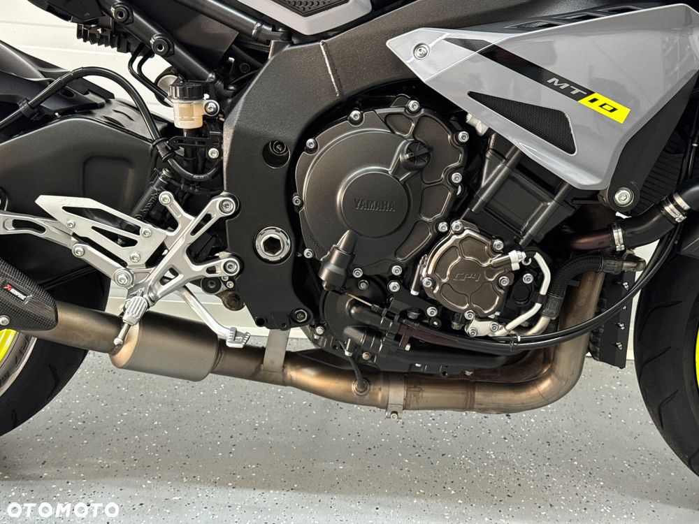 Yamaha MT - 12