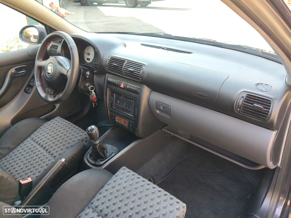 SEAT Leon 1.9 TDI Top Sport - 28