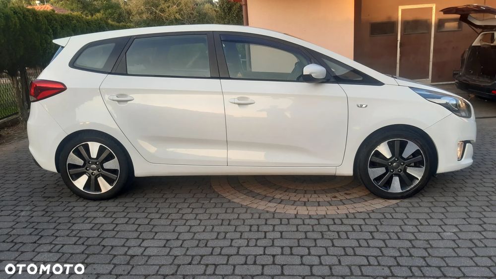 Kia Carens 1.7 CRDi L - 9