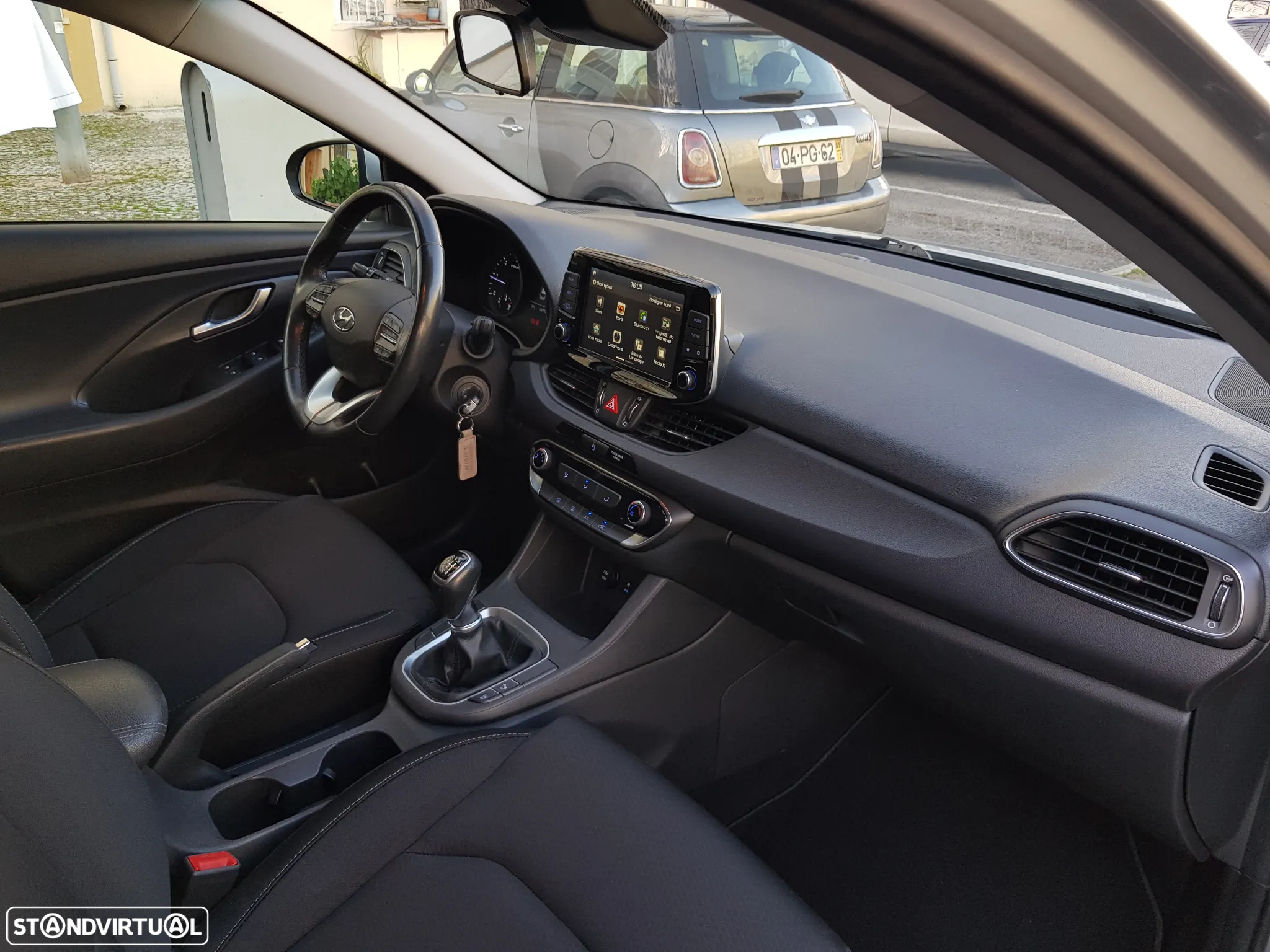 Hyundai i30 SW 1.6 CRDi Style Plus - 36