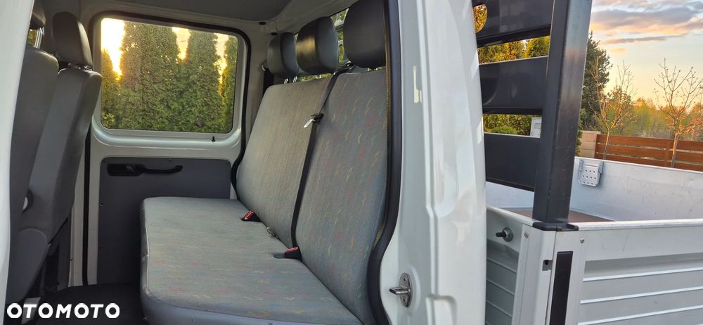 Volkswagen T5 - 26