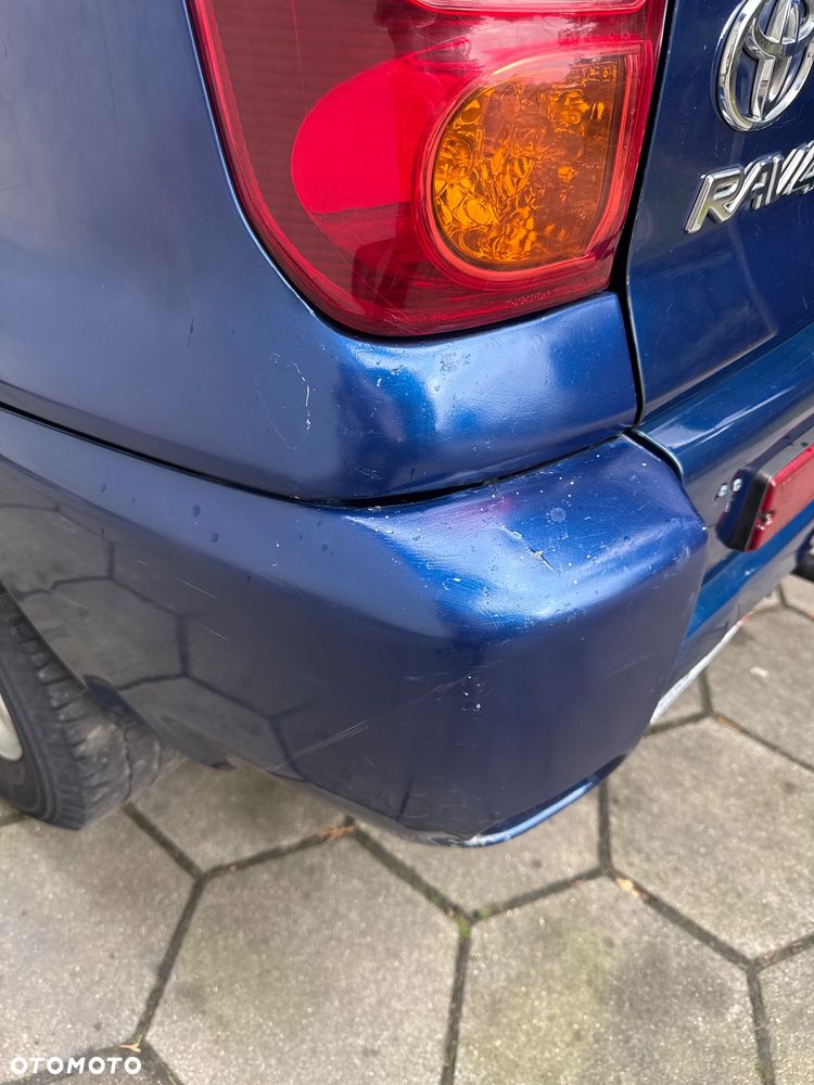 Toyota RAV4 2.0 D-4D 4x4 - 20