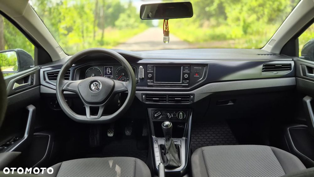 Volkswagen Polo 1.6 TDI SCR Trendline - 32