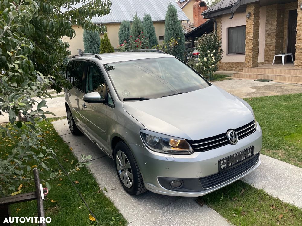 Volkswagen Touran - 13