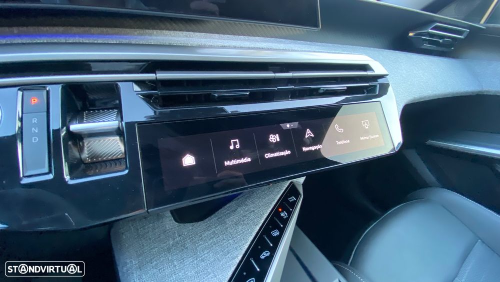 Peugeot E-3008 73 kWh Allure - 49